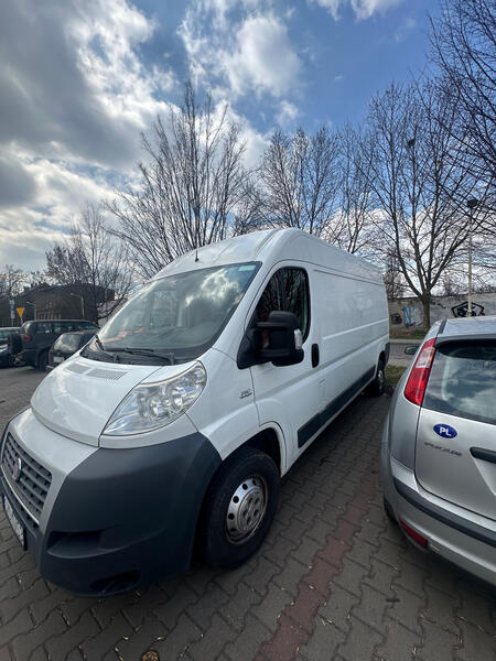 Samochód dostawczy TransportSlask24 – firma transportowa Śląsk